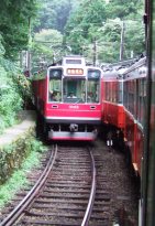 Hakone Tozan Railway (箱根登山電車, Hakone Tozan Densha), Japan's oldest mountain railway
